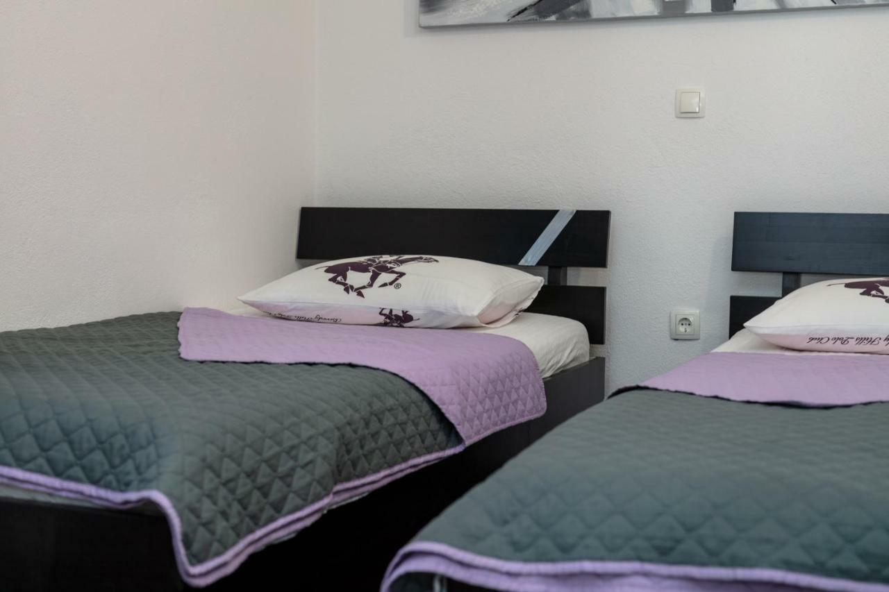 Apartments Bubalo Omiš Екстериор снимка