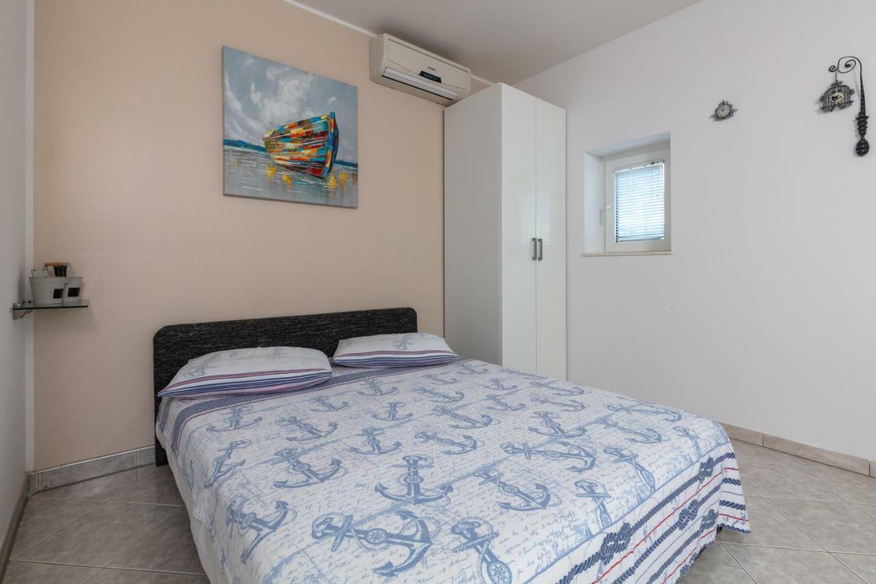 Apartments Bubalo Omiš Екстериор снимка