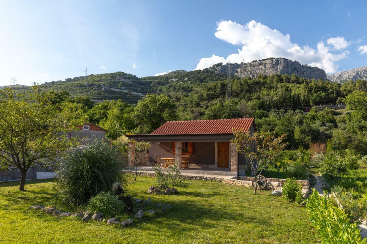 Apartments Bubalo Omiš Екстериор снимка